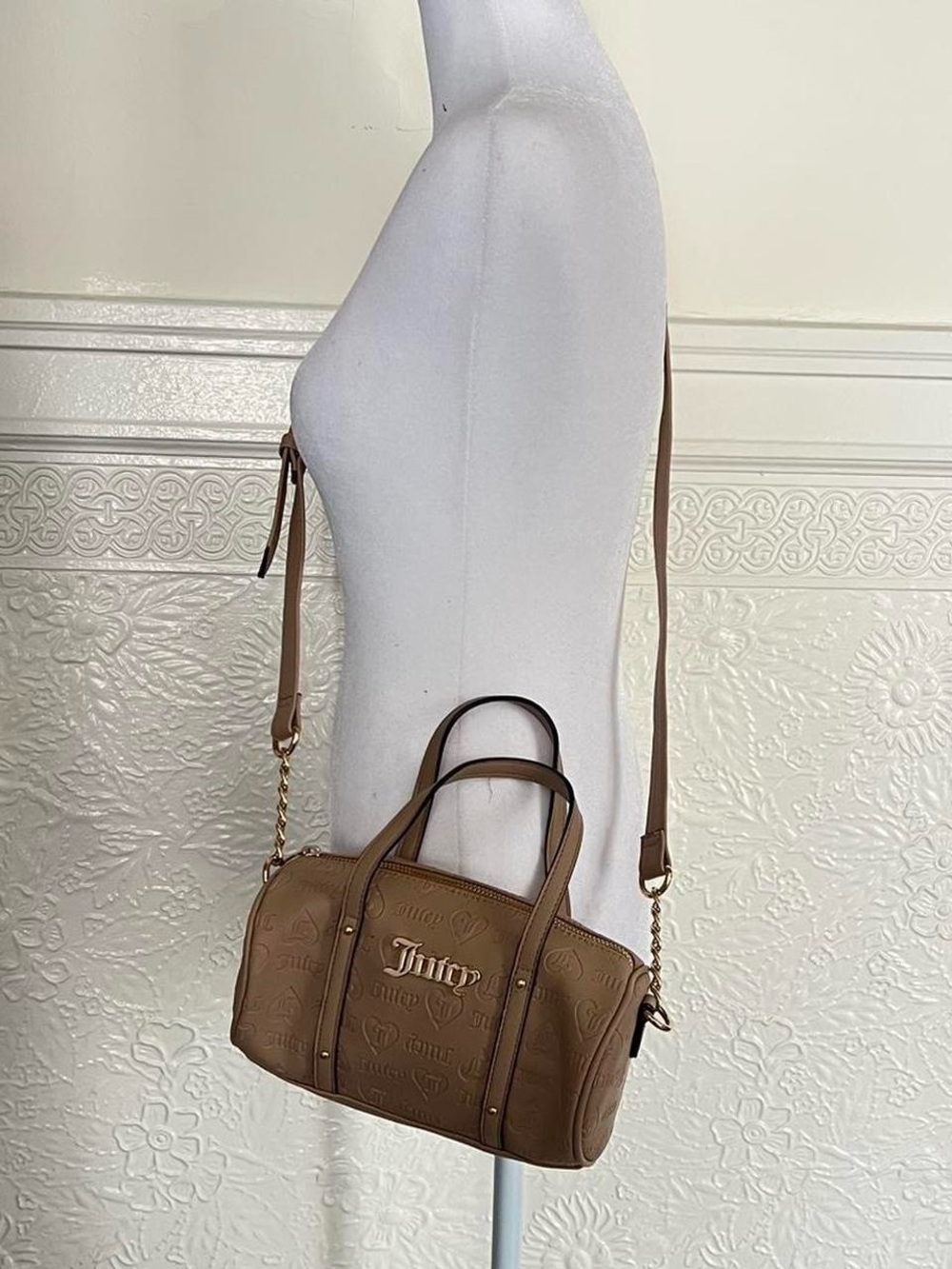 Juicy Couture Barrel Purse in Cafe - Picture 2 of 5
